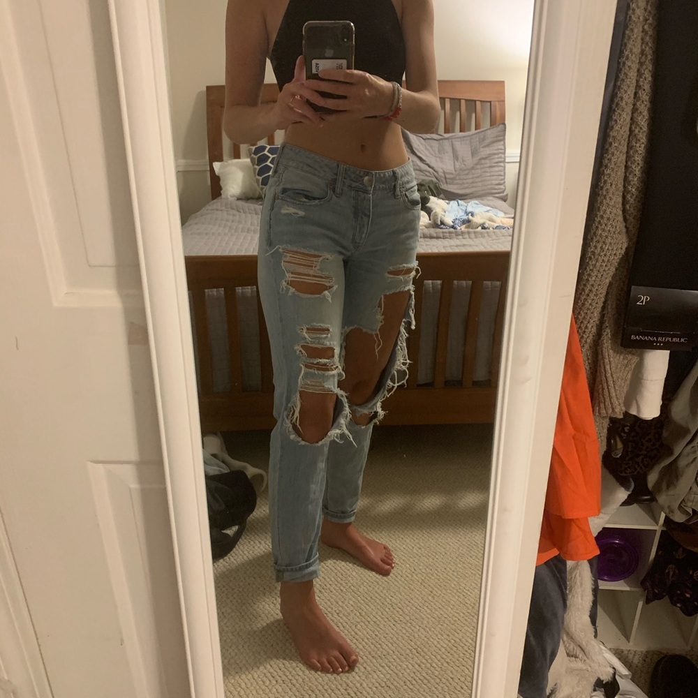 American Eagle tomgirl jeans